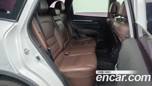 Renault-KoreaSamsung Koleos 2017 thumb 11