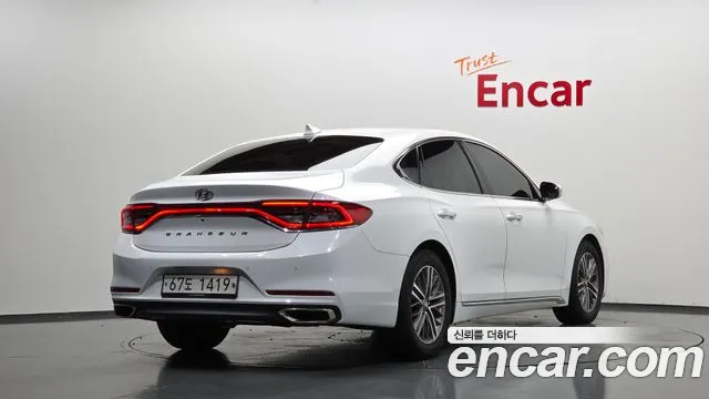 Hyundai Grandeur 2016 thumb 2