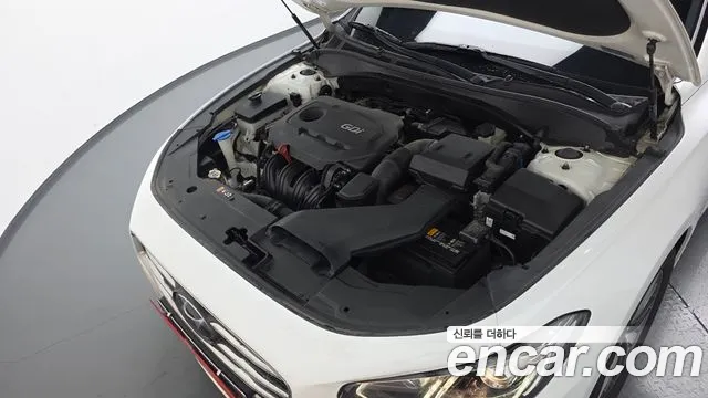 Hyundai Grandeur 2016 thumb 6