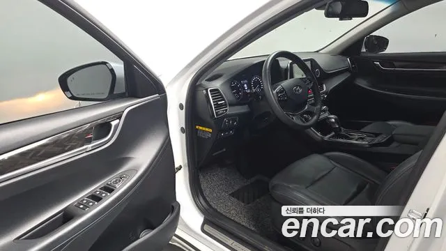 Hyundai Grandeur 2016 thumb 10