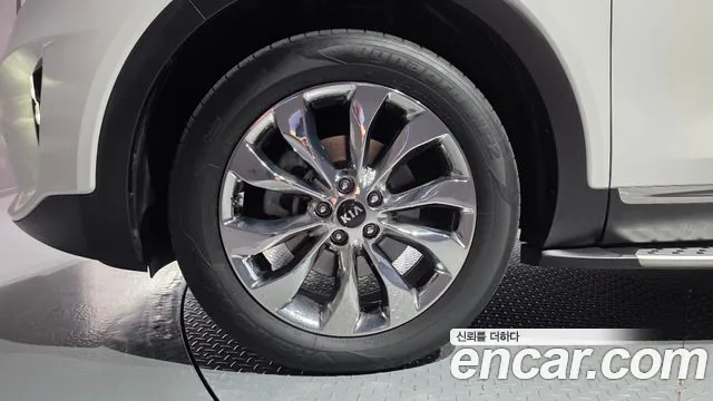 Kia Sorento 2018 thumb 5