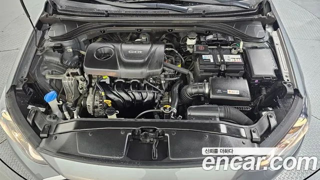 Hyundai Avante 2016 thumb 6