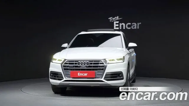 Audi Q5 2020 thumb 3