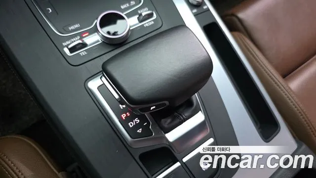 Audi Q5 2020 thumb 9