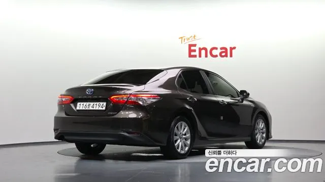 Toyota Camry 2019 thumb 2