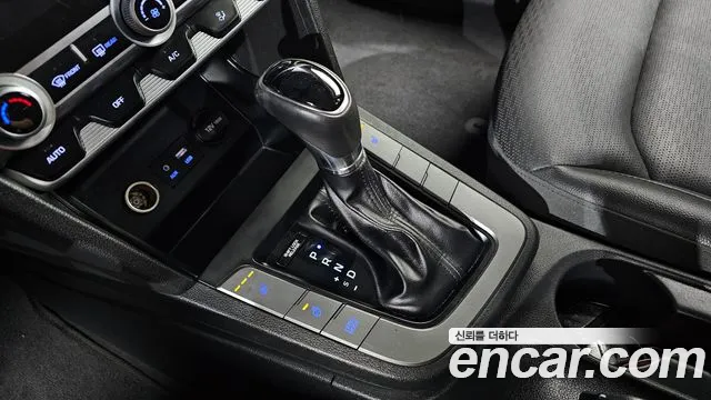 Hyundai Avante 2019 thumb 9