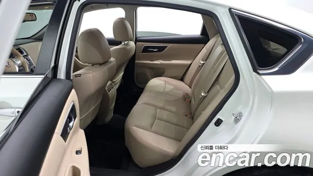 Nissan Altima 2018 thumb 12