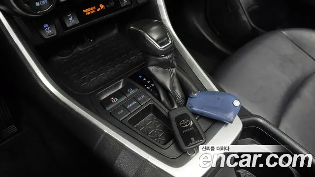 Toyota RAV4 2019 thumb 9
