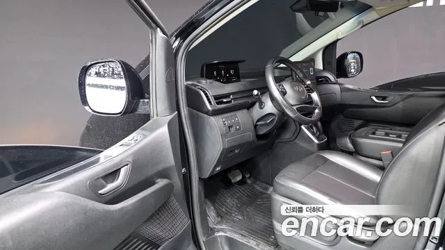Hyundai Staria 2021 thumb 10
