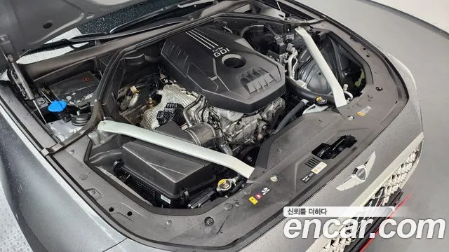 Genesis G70 2018 thumb 6