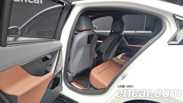 BMW 5 серии 2024 thumb 12
