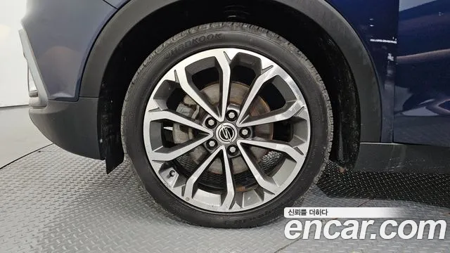 KG_Mobility_Ssangyong TIBOLI 2016 thumb 5