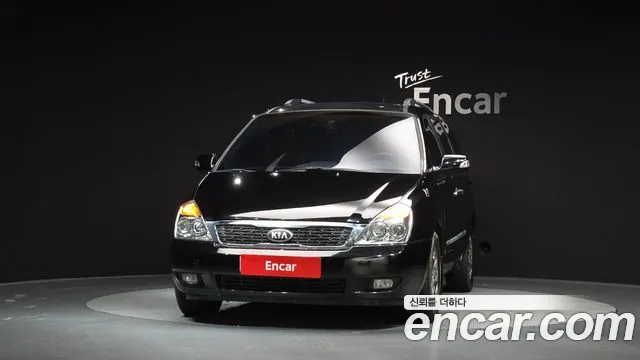 Kia Carnival 2013 thumb 3