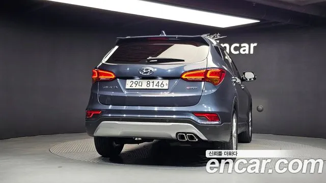 Hyundai Santa Fe 2015 thumb 4