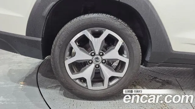 KG_Mobility_Ssangyong Torres 2022 thumb 5