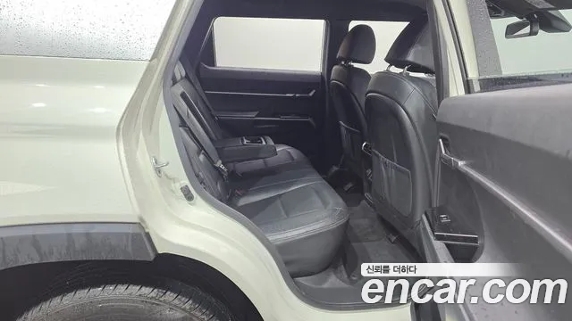 KG_Mobility_Ssangyong Torres 2022 thumb 11