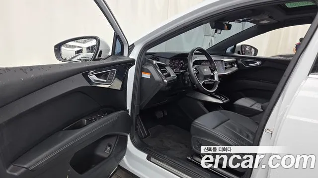 Audi Q4 e-tron 2022 thumb 10