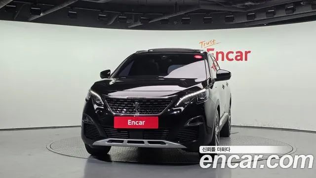 Peugeot 5008 2018 thumb 3