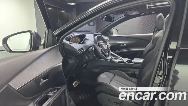 Peugeot 5008 2018 thumb 10