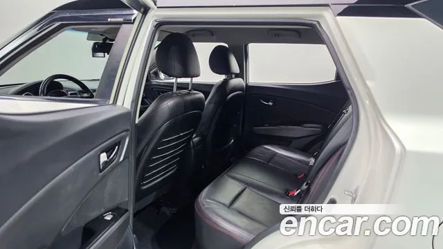 KG_Mobility_Ssangyong TIBOLI 2017 thumb 11