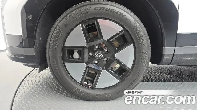Hyundai Santa Fe 2024 thumb 5