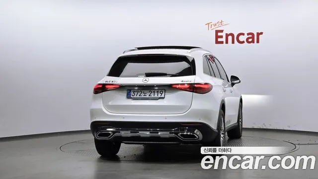 Mercedes-Benz GLC 2025 thumb 4