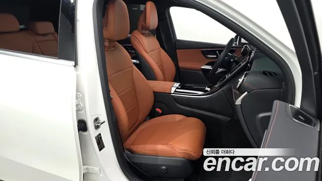 Mercedes-Benz GLC 2025 thumb 11