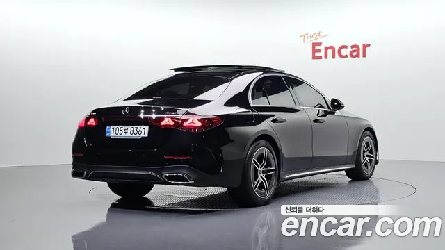 Mercedes-Benz E-Класс 2025 thumb 2
