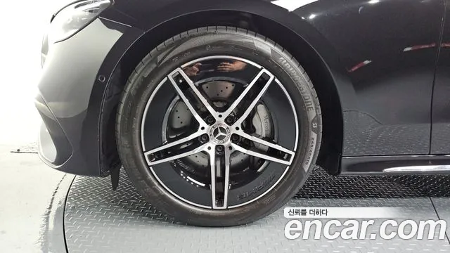 Mercedes-Benz E-Класс 2025 thumb 5