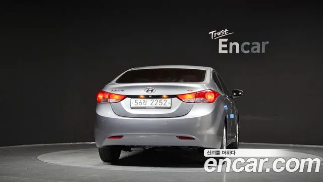 Hyundai Avante 2012 thumb 4