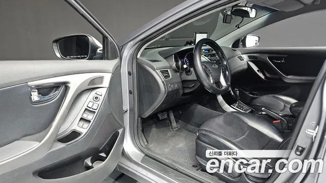 Hyundai Avante 2012 thumb 10