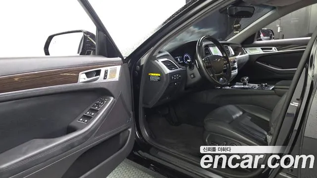 Genesis G80 2019 thumb 10