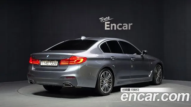 BMW 5 серии 2019 thumb 2