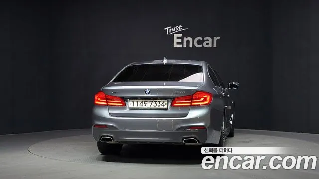 BMW 5 серии 2019 thumb 4