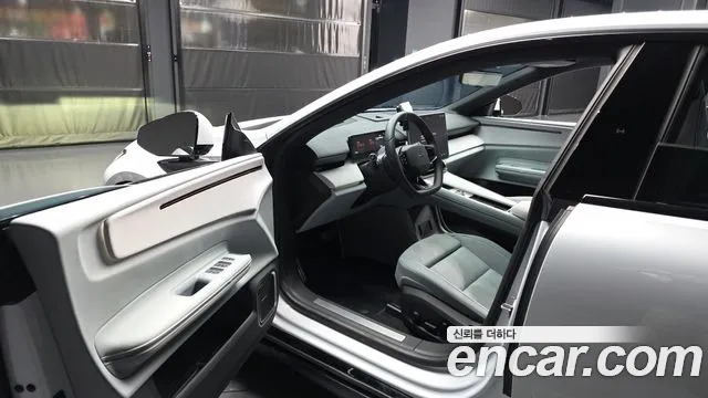 Polestar 4 2025 thumb 10