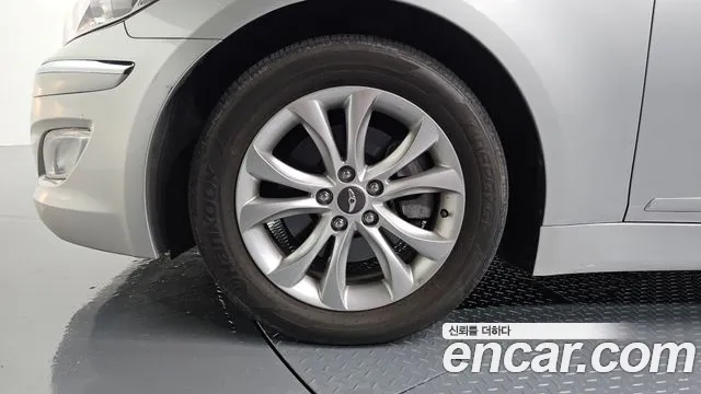 Hyundai Genesis 2011 thumb 5