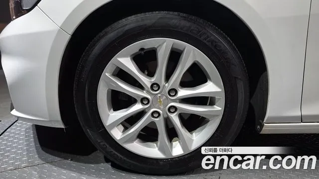 Chevrolet Malibu 2017 thumb 5