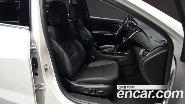 Chevrolet Malibu 2017 thumb 11