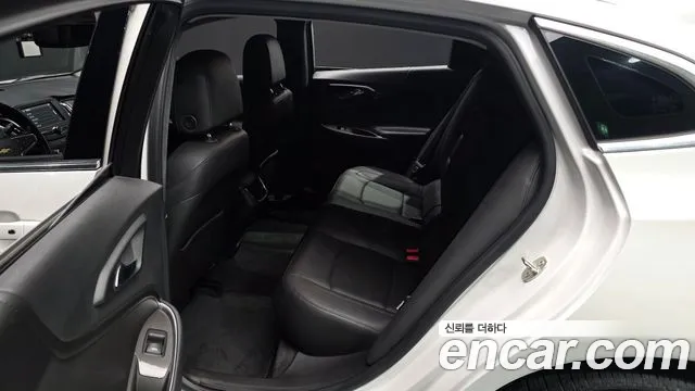 Chevrolet Malibu 2017 thumb 12