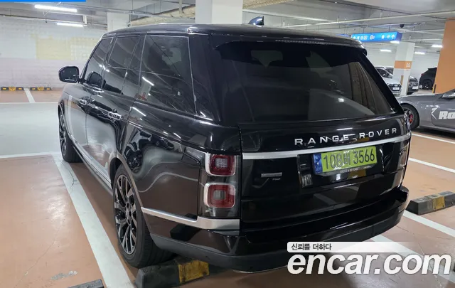 Land Rover Range Rover 2021 thumb 2