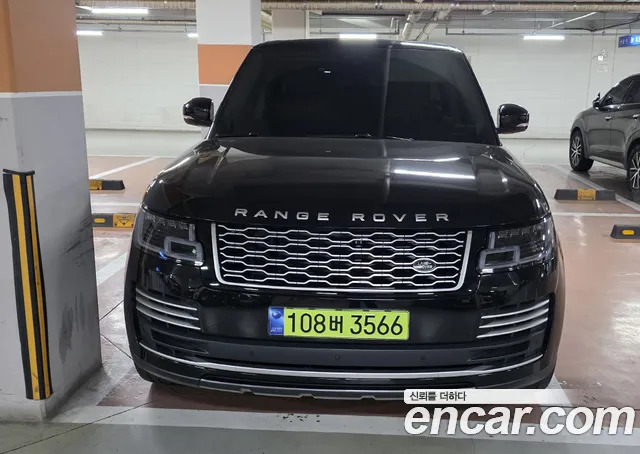 Land Rover Range Rover 2021 thumb 3