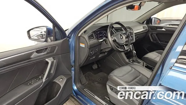 Volkswagen Tiguan 2020 thumb 10