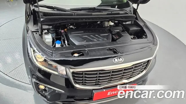 Kia Carnival 2020 thumb 6