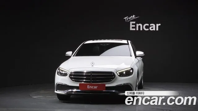 Mercedes-Benz E-Класс 2021 thumb 3
