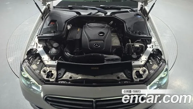 Mercedes-Benz E-Класс 2021 thumb 6