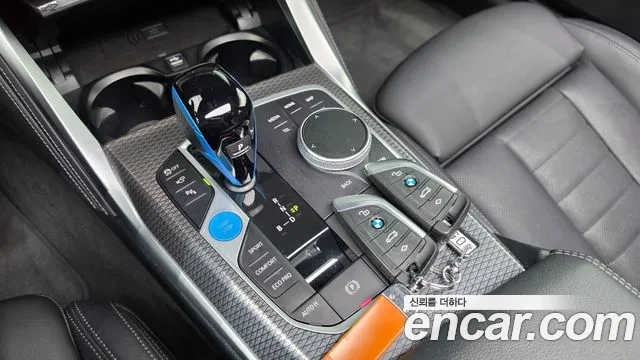 BMW i4 2022 thumb 9