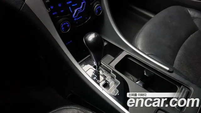 Hyundai Sonata 2010 thumb 9