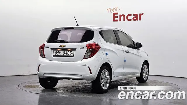 Chevrolet Spark 2016 thumb 2