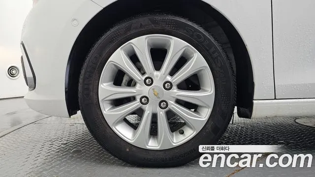 Chevrolet Spark 2016 thumb 5