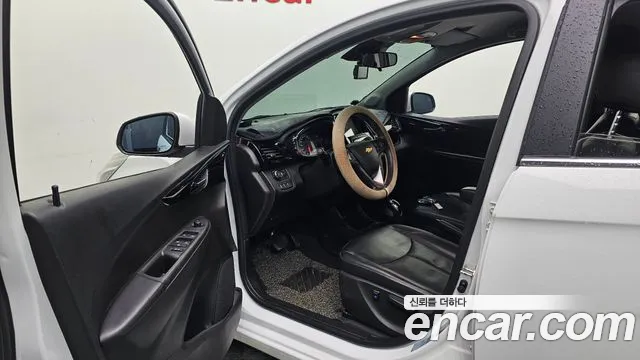 Chevrolet Spark 2016 thumb 10